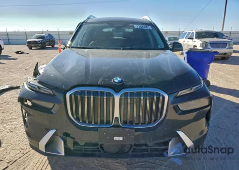 2024 BMW X7 xDrive40I z USA, uszkodzony, nr VIN 5UX23EM0XR9V79237